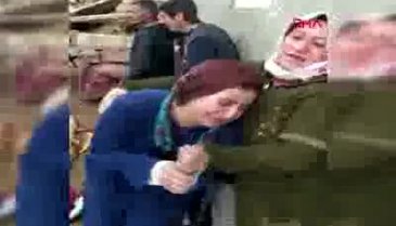 İran'da 5.7 büyüklüğünde deprem! Van'da can kayıpları var -2