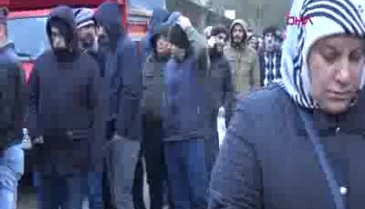 ÇAYKUR'un alacağı 830 mevsimlik işçi için uzun kuyruklar oluştu