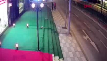 'Para için lüks araçların önüne atlıyorlar' iddiasıyla ilgili açıklama
