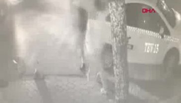 Kadına saldıran kişi feci şekilde dövüldü
