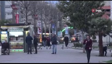 Bursa'da şiddetli lodos hayatı olumsuz etkiliyor