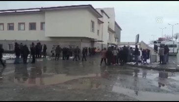 Ağrı'da Gümrük Müdürlüğü aracına roketli saldırı!