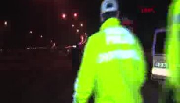Lastik değiştirirken TIR çarptı: 2 ölü, 1 yaralı