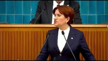 Akşener'den grup toplantısında gözyaşlarına hakim olamadı
