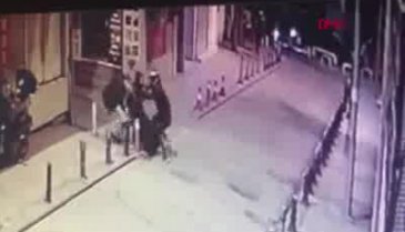 Kocasını gaspçılardan kurtardı