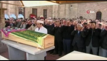 Bursa'da aracını uçuruma sürerek eşinin ölümüne neden olan sanığa müebbet hapis