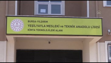 Bursa'da meslek liselilerin ürettiği dezenfektanlara sipariş yağıyor