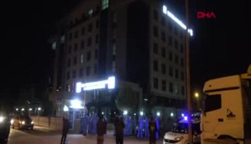 Yurt dışından gelen yolcular Kocaeli'de öğrenci yurduna yerleştirildi