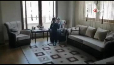Bursa'da anneanne ve torunundan 'Evde kal Türkiye' videosu