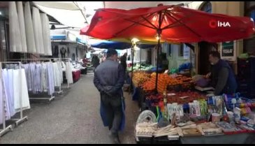 Korona yüzünden Bursa'nın tarihi pazarı boş kaldı