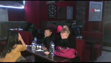 Bursa'da koronavirüs tedbirlerine uymayan gece kulübüne baskın: 20 gözaltı