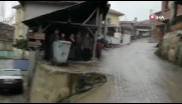 Kütahya'da bir köyde korona virüs karantinası