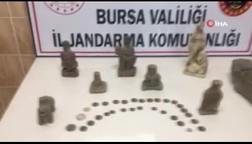 Bursa'da tarihi eserleri satmak isterken yakalandılar