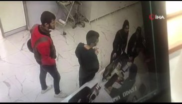 Kadın doktorun darbedilmesi kamerada