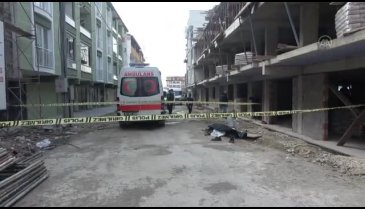 Bursa'da inşaattan düşen işçi hayatını kaybetti