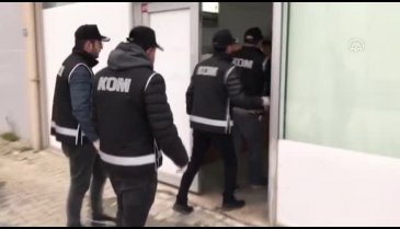 Bursa'da kaçak maske operasyonu!