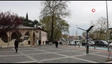 'Evine dön' diyen polise 'İyilik ve güzellik partisi kuracağım' dedi