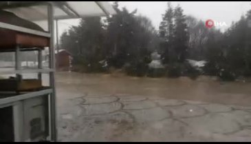 Bursa Uludağ'da nisan ayında kar sürprizi
