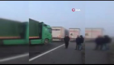 Bulgaristan'da 22 tır zincirleme kaza yaptı