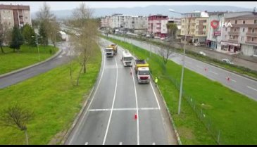 Bursa'da polislerin geri çevirdiği otomobiller havadan görüntülendi