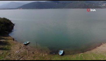 Bursa'da çöle dönen Gölbaşı yağmur ve kar sularıyla kendine geldi
