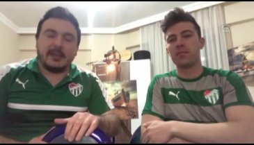 Bursaspor taraftarı tribün coşkusunu evlere taşıdı!