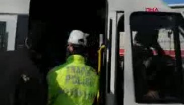 Bursa'da fazla yolcu taşıyan servis şoförüne ceza kesildi