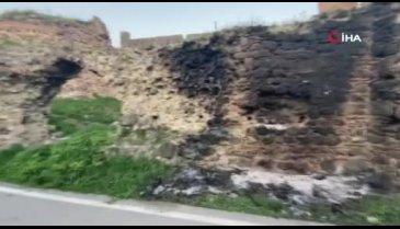 Bursa'da tarihi surlara zeytin dalı yakıp zarar verdiler