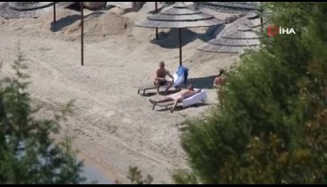Sokağa çıkma yasağına rağmen denize girdiler