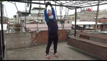 Bursa'da kronik kalp hastası yaşlı maratoncu korona virüsünü yendi