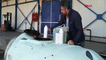 Bursa'da yasaktan muaf olan çiftçiler ilaçlama yaptı