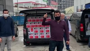 Kuveytli iş adamlarından Bursalılara 10 bin kolilik yardım