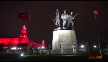 Mehmetçik İstiklal Marşı'nı okudu