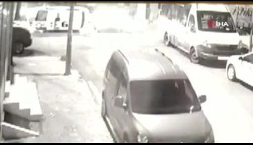 Polis aracı takla attı: 2 yaralı
