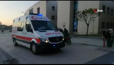 Bursa'da evde olması gereken çocuk sokakta oynayınca duvardan düşüp yaralandı