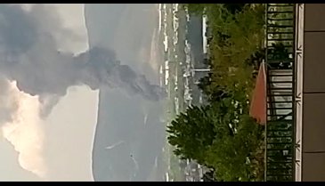 Bursa Gürsu'da soğuk hava deposu yangını