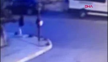 Vicdansızlığın görüntüsü! Yeni doğan bebeği boş arsaya bıraktılar