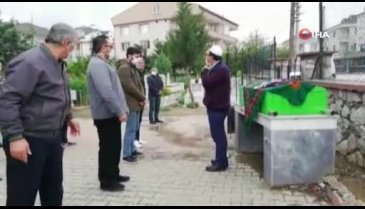 Bursa'da balkonda oynarken dengesini kaybetmişti, minik Öykü son yolculuğuna uğurlandı