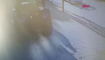 Bursa'da lüks cipin kaza anı kamerada