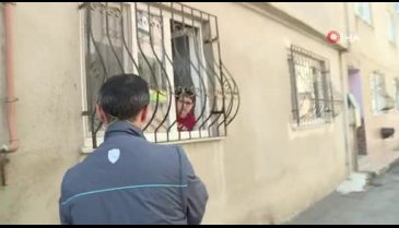 Bursa'da ilk kez oruç tutan çocuklara hediye