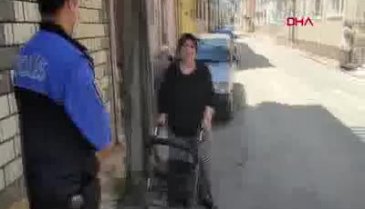 Bursa'da polis ekiplerinden Anneler Günü sürprizi