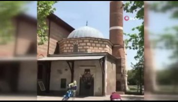 Valilikten türbe önünde drift yapan sürücüye ilişkin açıklama