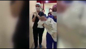 Koronavirüsü yenen 5 aylık bebek taburcu edildi