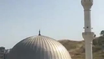 İzmir'de cami hoparlörlerinden 'Çav Bella' çalındı