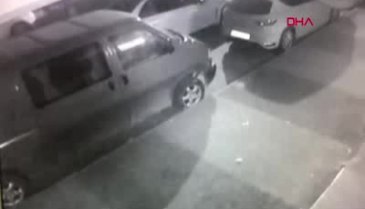 Kuyumculardan 700 bin liralık hırsızlık yapan şüpheliler kamerada