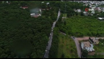 Bursa'da bayram kısıtlaması öncesi kilometrelerce su kuyruğu oluştu