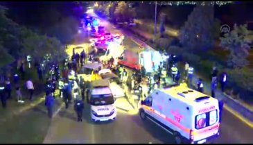 Ankara'da polis uygulama noktasına araç daldı!