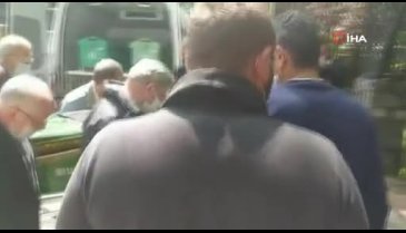 Bursa'da hayatını kaybeden ilahiyatçı Mürşit Kavurmacı son yolculuğuna uğurlandı
