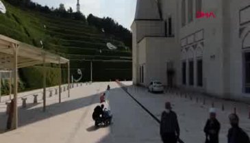 Ehliyetine el konuldu, tüfekle kendini eve kapattı