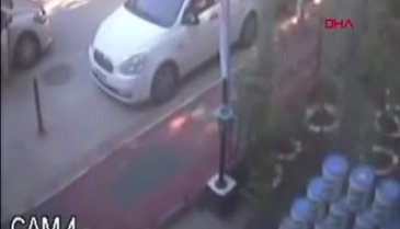 Kardeşinin iş yerine tüfekle ateş açtı